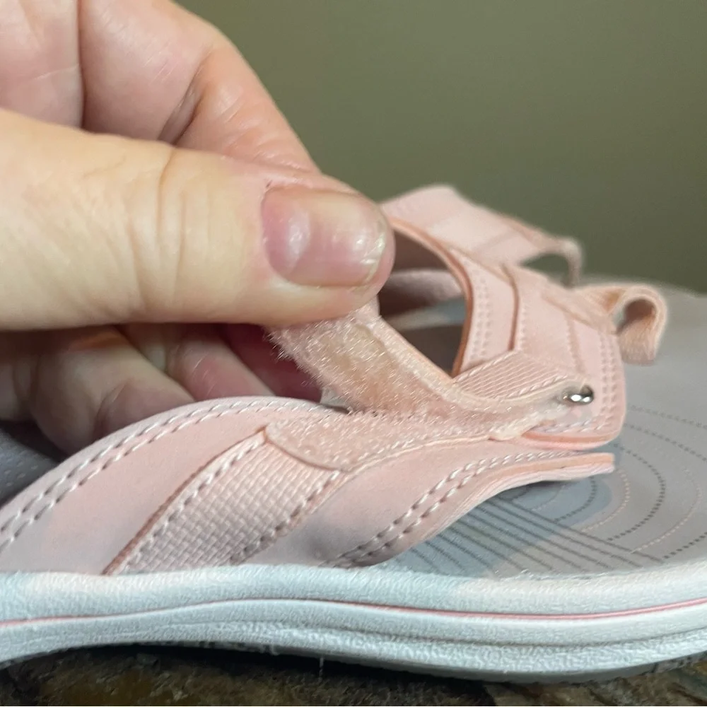 Cloudsteppers by Clarks Cushion Soft LIGHT PINK Flip Flop Size 11 M - Picture 8 of 14